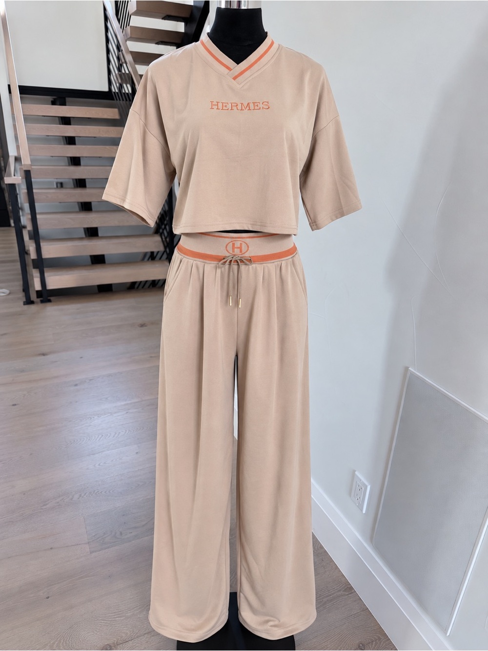 New Beige Wide-Leg Lounge Pants with Matching Top Teo piece Set size S